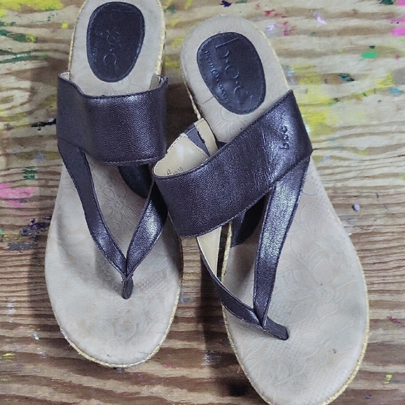 Women's Brown Sandals - Picture 1 of 5